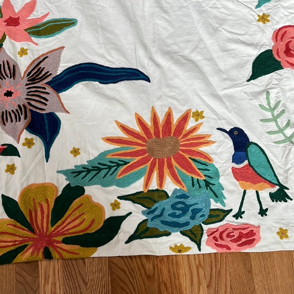 New Anthropologie Soaring Starlings Curtain 50 x 63 Single Panel - Picture 10 of 16